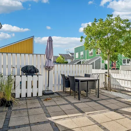 Beautiful In Oer Maritime Village With Great Terraces And Prime Location Feriehus Ebeltoft
