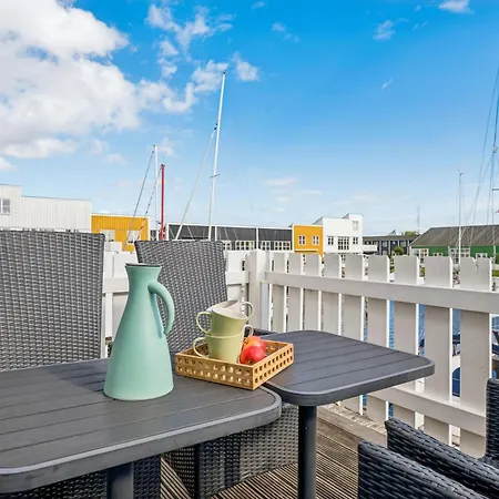 Beautiful In Oer Maritime Village With Great Terraces And Prime Location Feriehus Ebeltoft